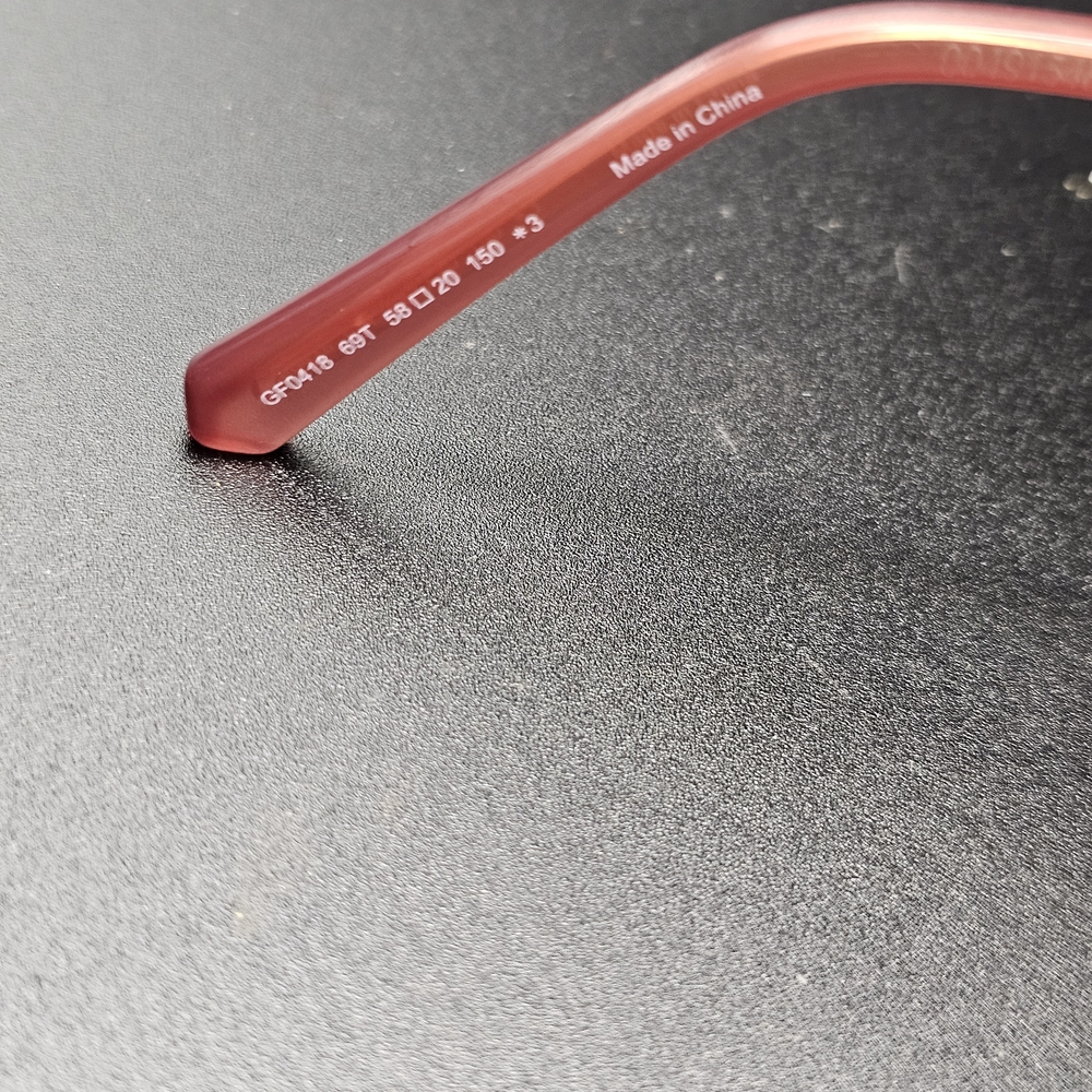 Guess‎ Rose-Tinted Sunglasses with case new without tags 58/20/150 - Picture 4 of 7